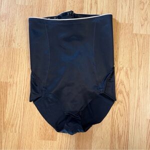 Chantelle Black Shaping Brief with White Contrast Trim